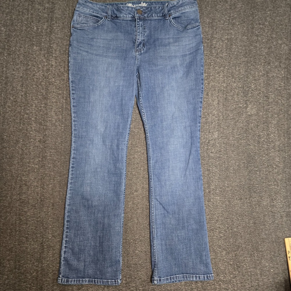 Wrangler Mid-Rise Boot Cut Blue Jeans Plus Size 17 (36x31) Western Cowgirl Rodeo